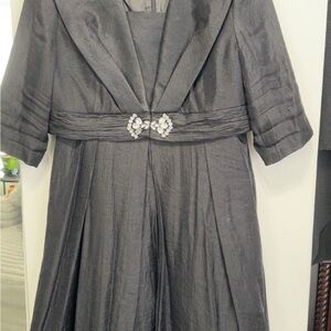 Elegant Black Dress with Embellished Waist